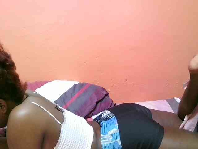 miss-midnight webcam