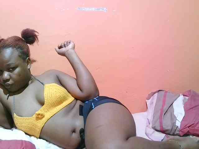 miss-midnight webcam