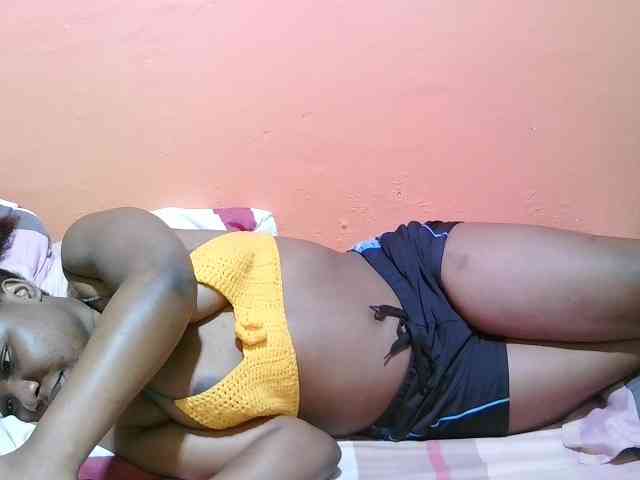 miss-midnight webcam