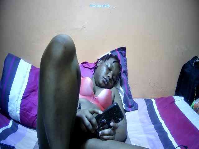 miss-midnight webcam