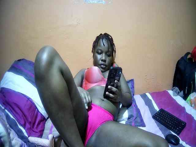 miss-midnight webcam