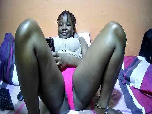miss-midnight webcam