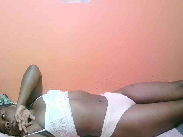 miss-midnight webcam