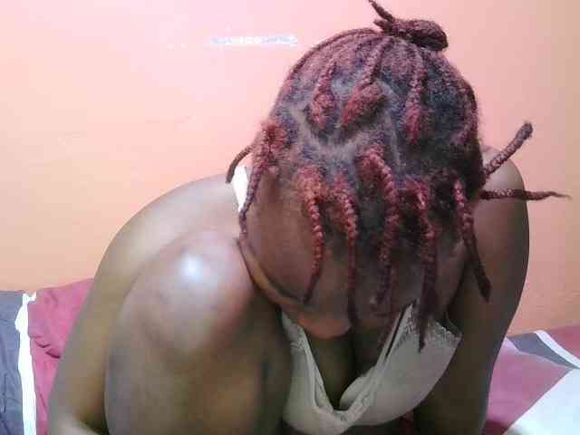 miss-midnight webcam