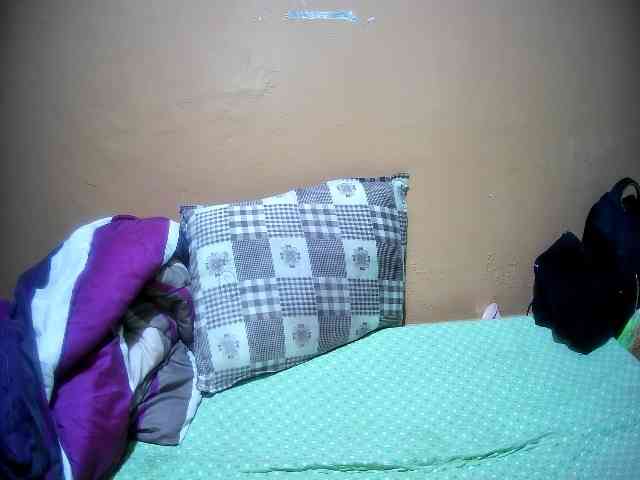 miss-midnight webcam