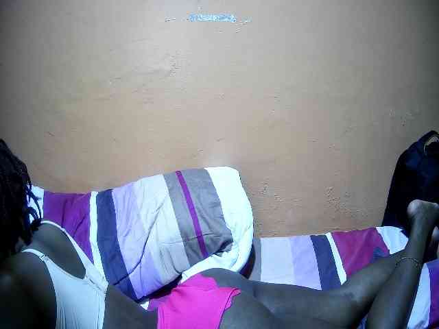 miss-midnight webcam