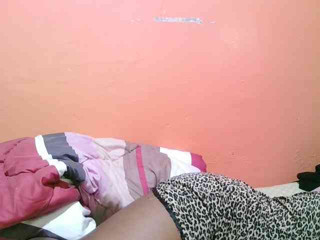 miss-midnight webcam