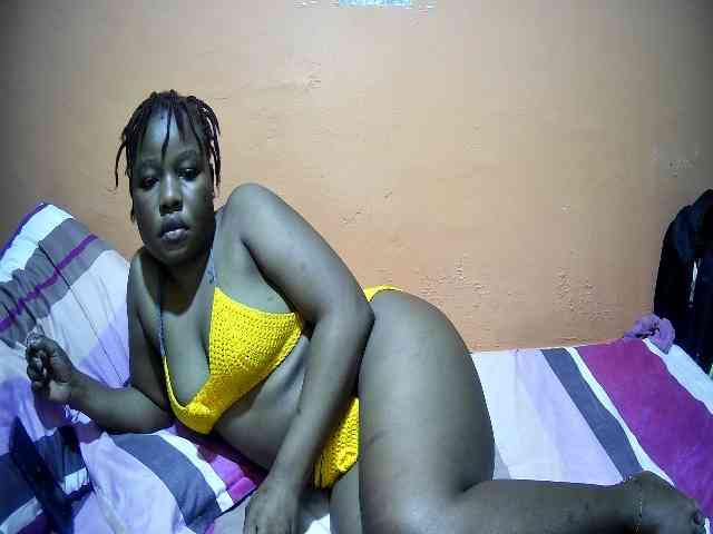 miss-midnight webcam