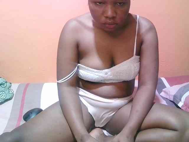 miss-midnight webcam