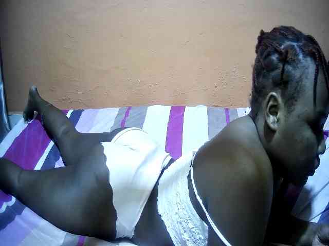 miss-midnight webcam
