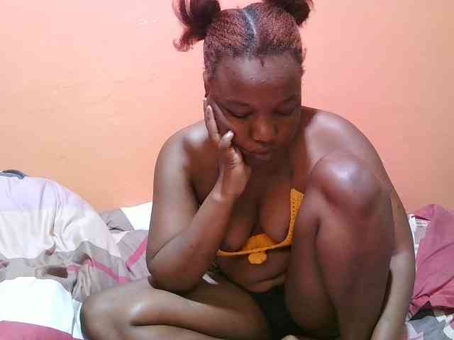 miss-midnight webcam