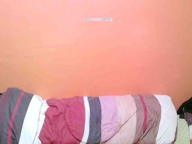 miss-midnight webcam