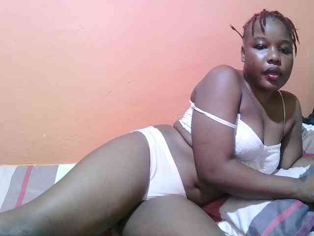 miss-midnight webcam