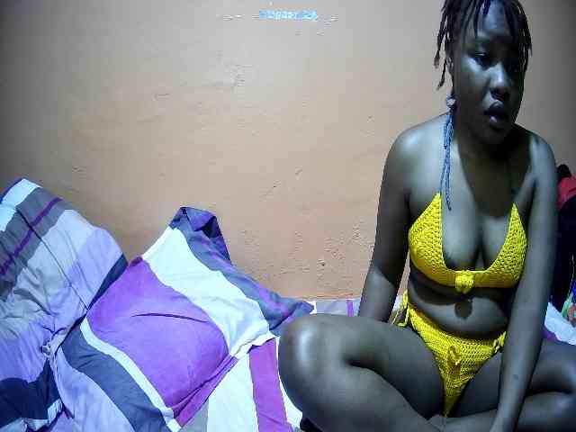 miss-midnight webcam