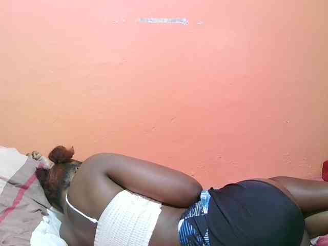 miss-midnight webcam
