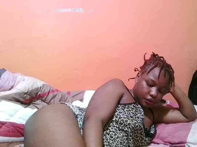 miss-midnight webcam