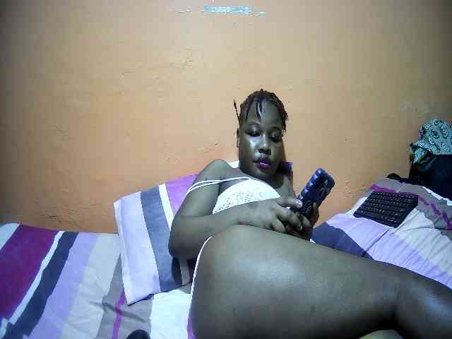 miss-midnight webcam