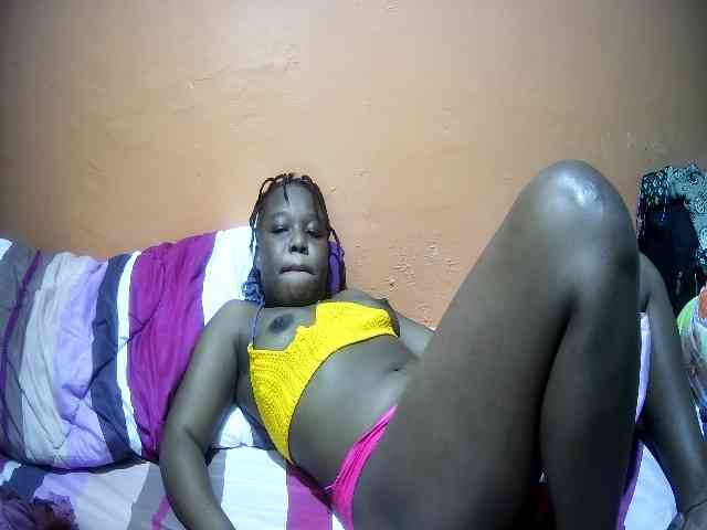 miss-midnight webcam