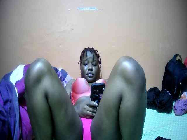 miss-midnight webcam