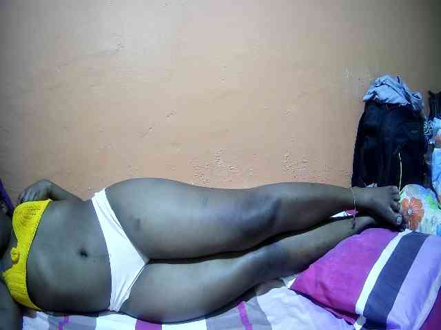 miss-midnight webcam