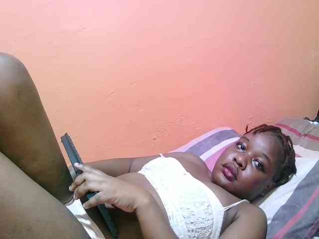 miss-midnight webcam