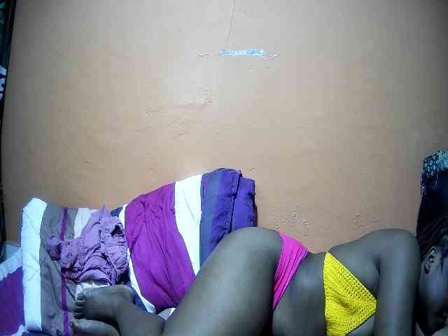 miss-midnight webcam