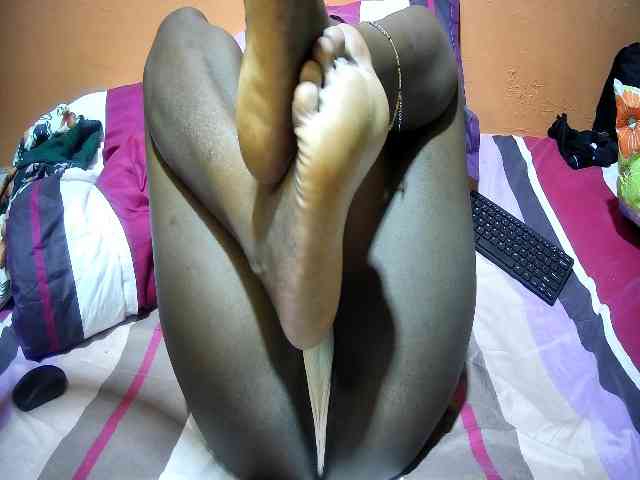 miss-midnight webcam