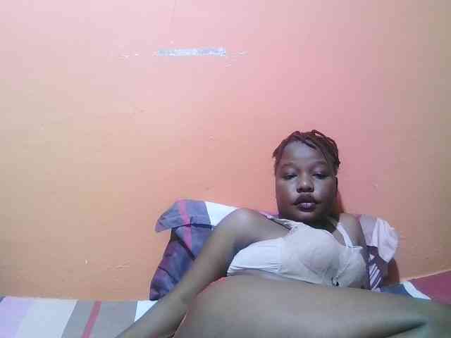 miss-midnight webcam