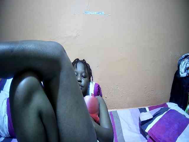 miss-midnight webcam