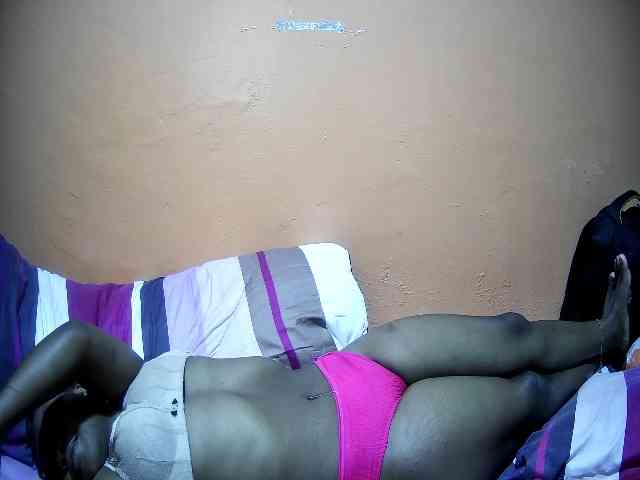 miss-midnight webcam
