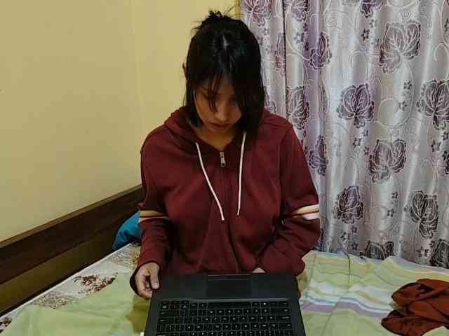 MindyMiaww webcam