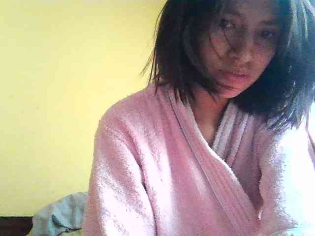 MindyMiaww webcam
