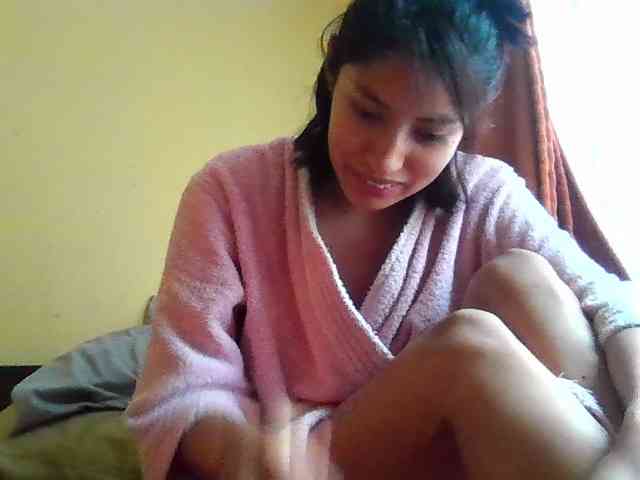 MindyMiaww webcam
