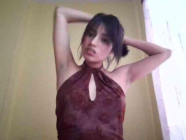 MindyMiaww webcam