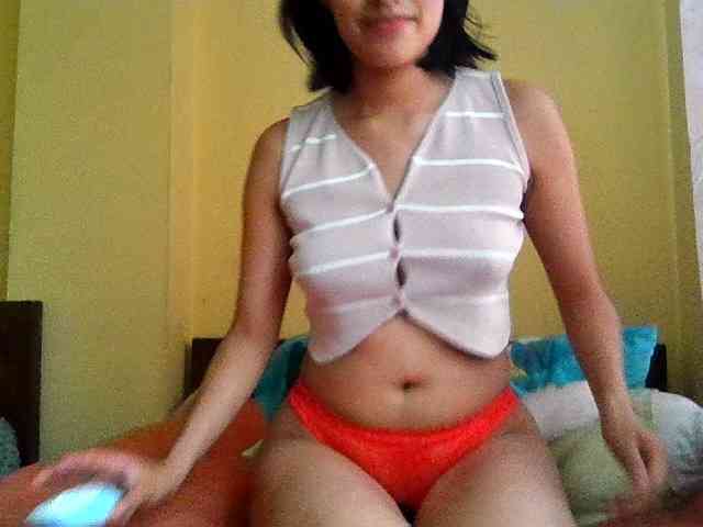 MindyMiaww webcam