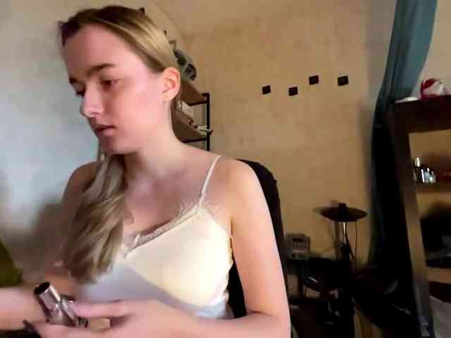 rositastigsell's live room