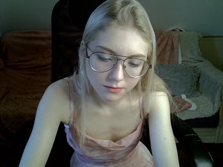 Evalilyn Porn Show