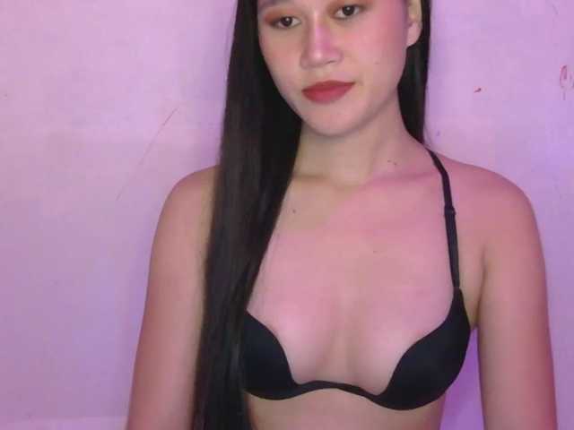 Twilights22 live cam on BongaCams