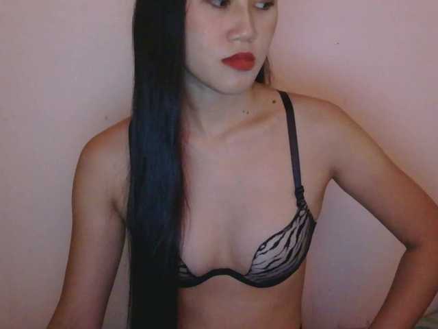 Twilights22 live cam on BongaCams