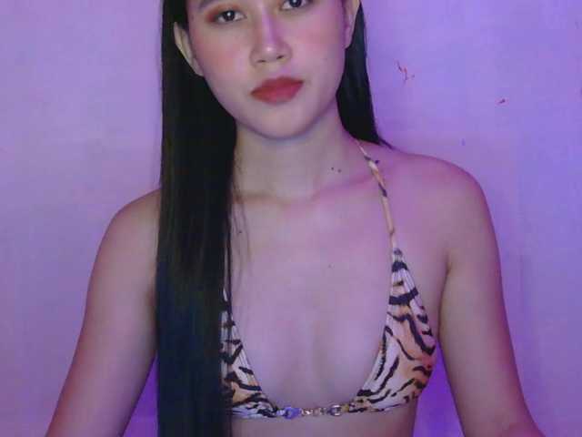Twilights22 live cam on BongaCams
