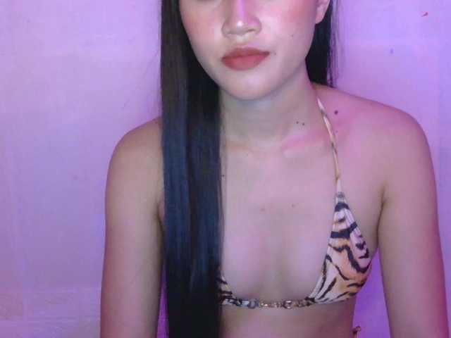 Twilights22 live cam on BongaCams
