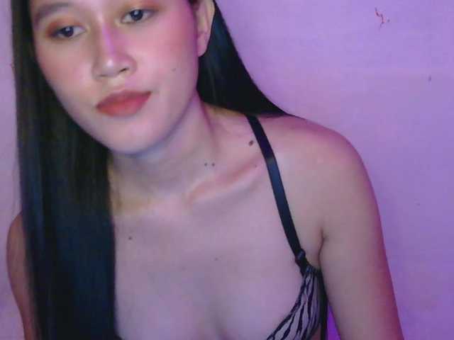 Twilights22 live cam on BongaCams