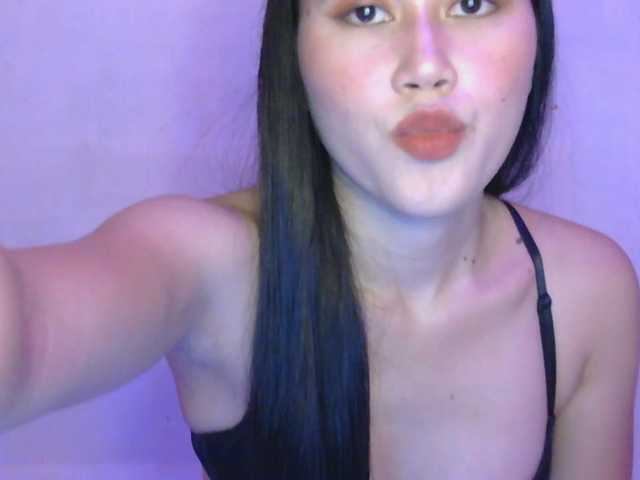 Twilights22 live cam on BongaCams