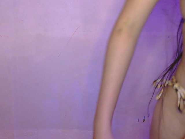 Twilights22 live cam on BongaCams