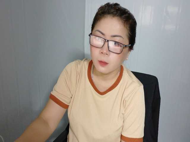 Tusexy69 live cam on BongaCams