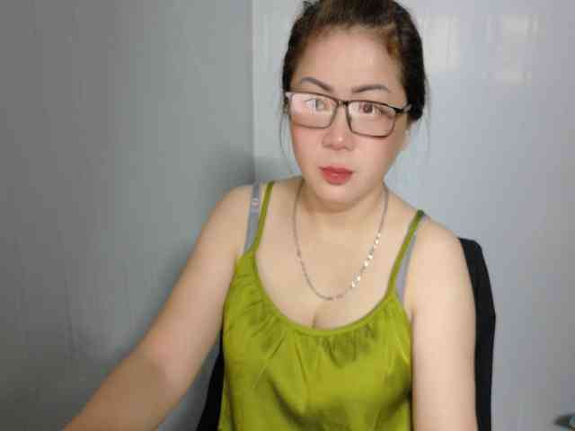 Tusexy69 webcam
