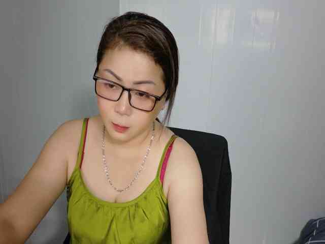 Tusexy69 webcam