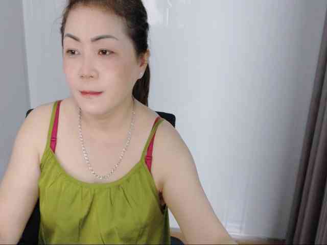 Tusexy69 webcam