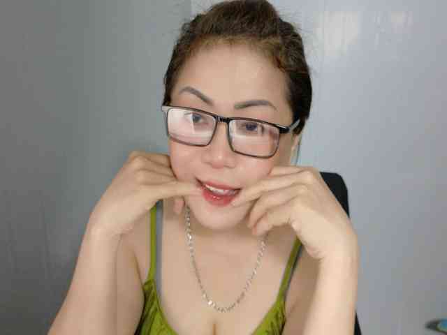 Tusexy69 webcam