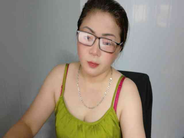 Tusexy69 webcam